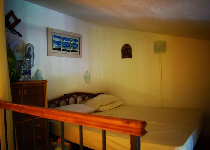 Azzurra Tra Le Coste Del Sud *