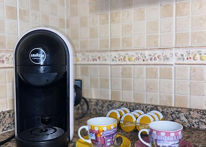 Azzurra Tra Le Coste Del Sud *